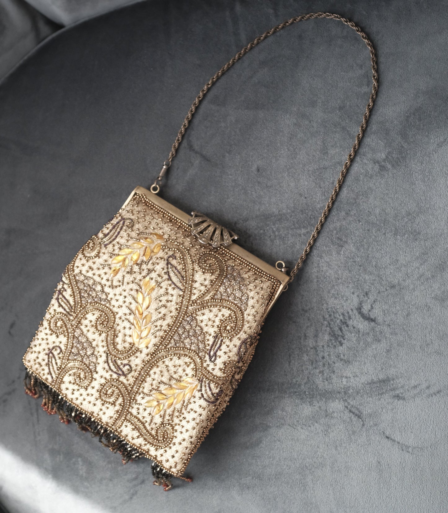 Vintage Beaded Evening Clutch with Chain Strap