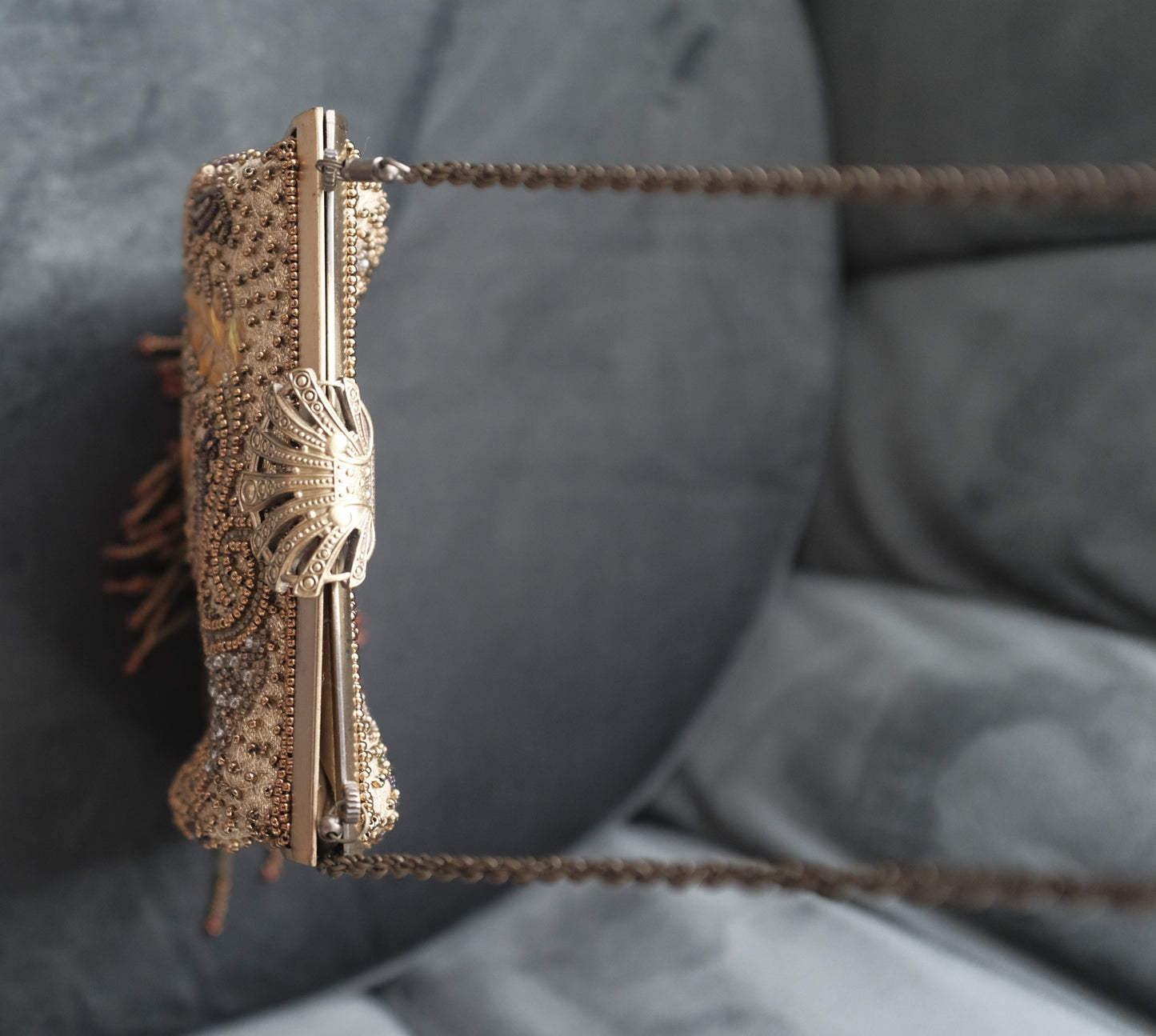 Vintage Beaded Evening Clutch with Chain Strap