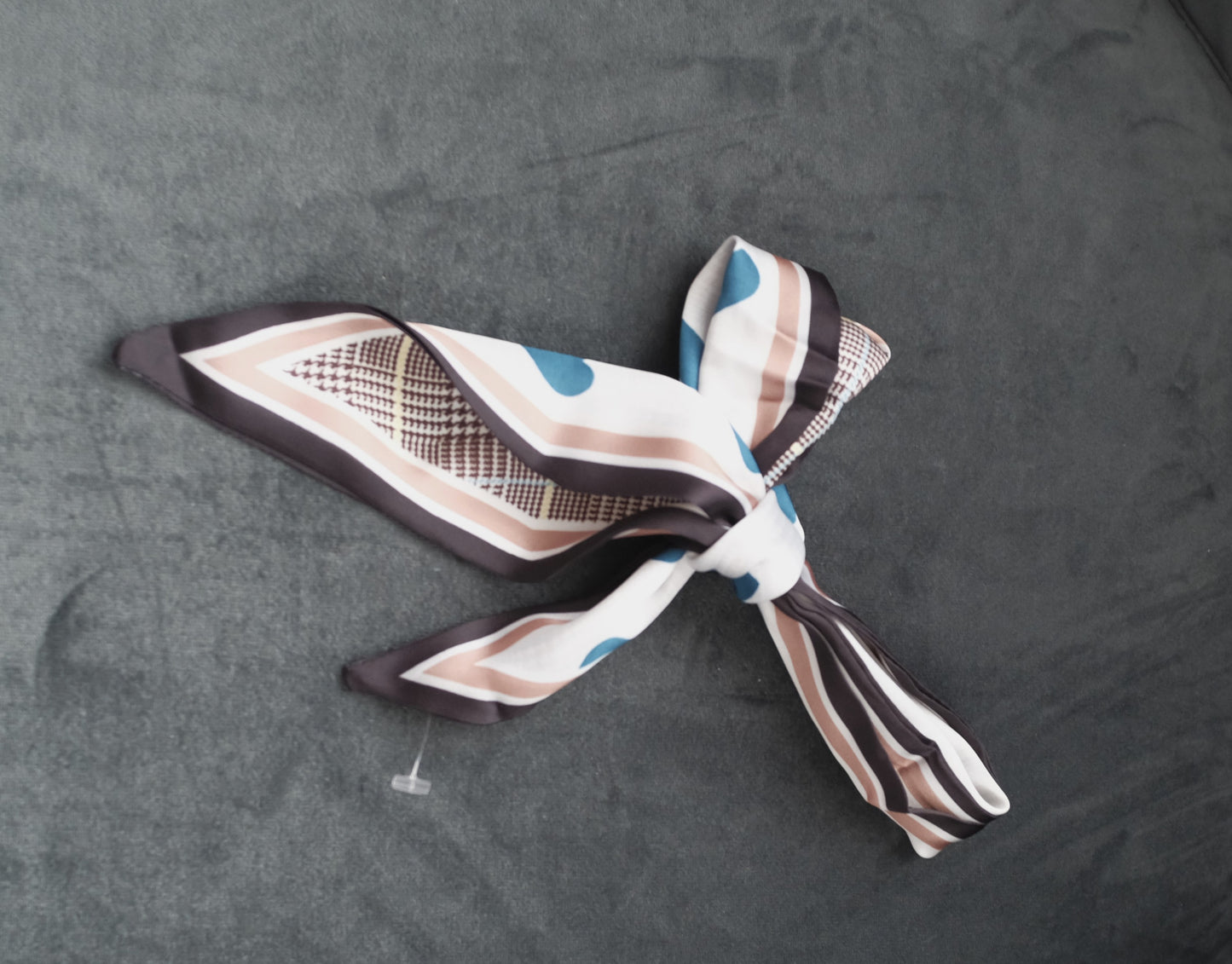 Retro Teardrop Print Silk-Touch Neck Scarf