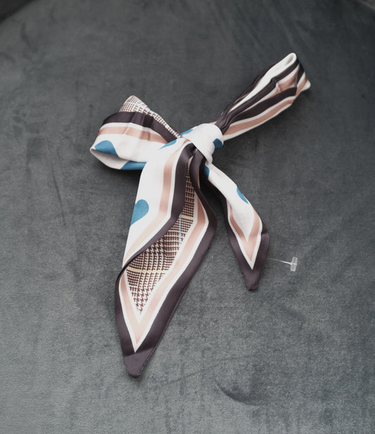 Retro Teardrop Print Silk-Touch Neck Scarf